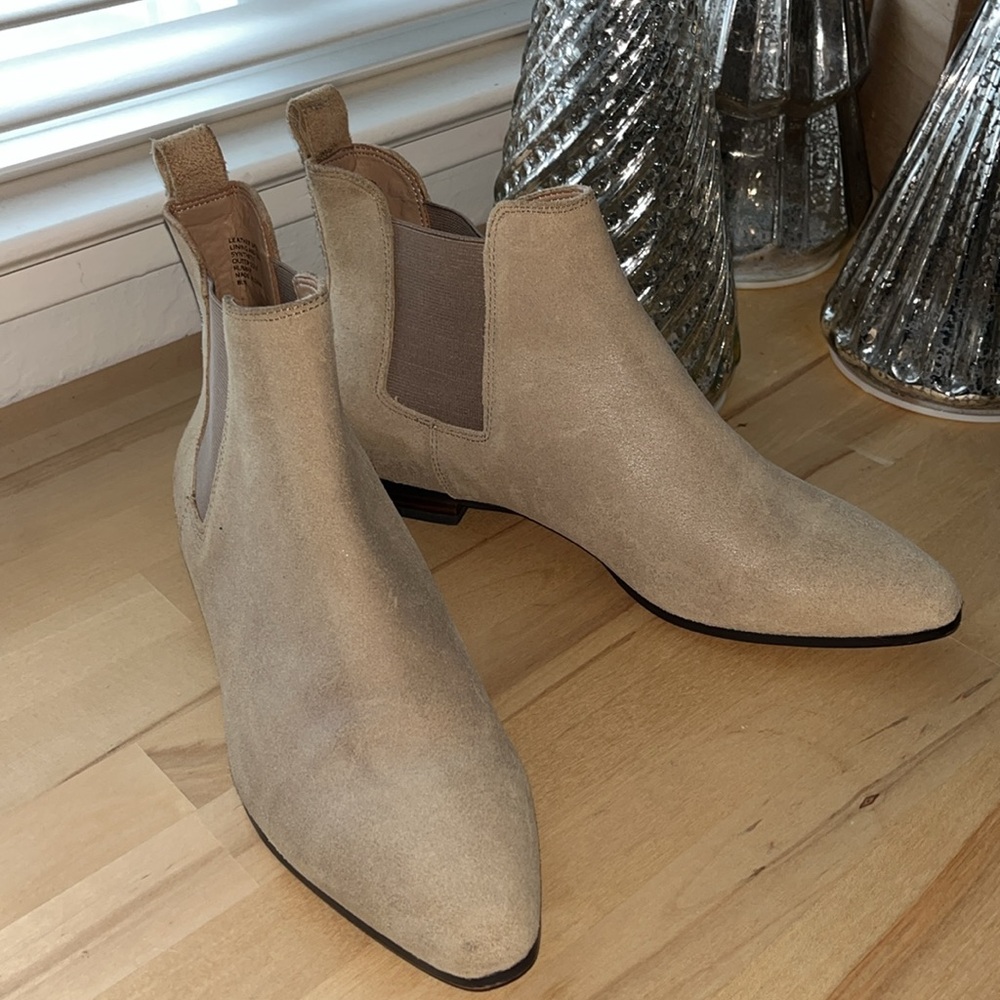 Banana Republic Chelsea Boots